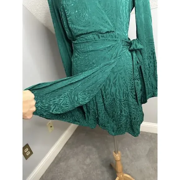 EUC Lilly Pulitzer Nicolina Womens Dress Long Sleeve Evergreen Party Animal Sz 8 - Picture 7 of 11